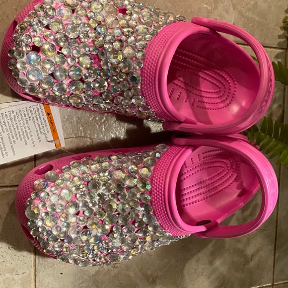 crocs - Picture 3 of 4